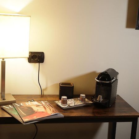 Civico 69 Luxury Room Барлетта Экстерьер фото